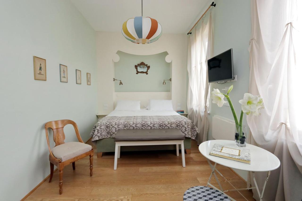 Rarity Suites Rome Bagian luar foto